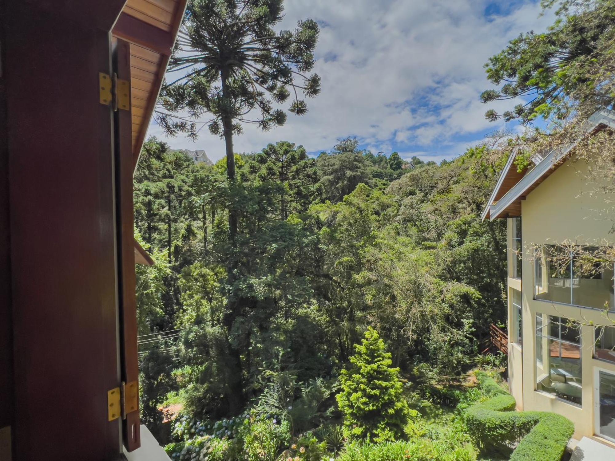 Araucaria Lodge - 800 Metros Do Capivari — Photos 1